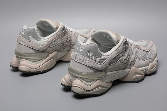 NB Sneakers - Neutral Velvet