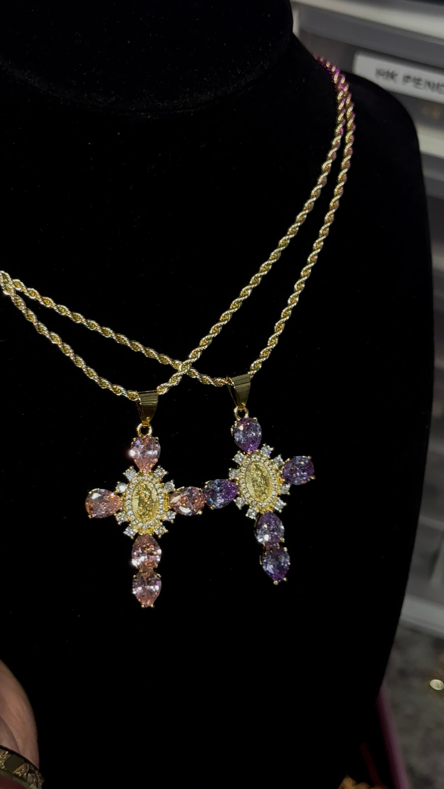 Guadalupe Cross Chain