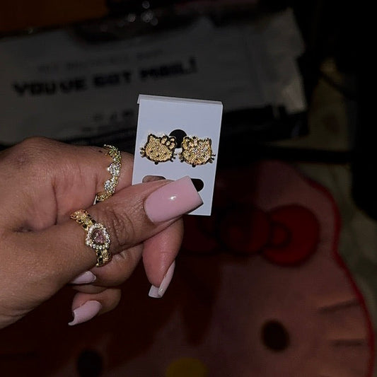 HK Face Studs