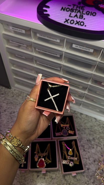 Dainty Cross Chain