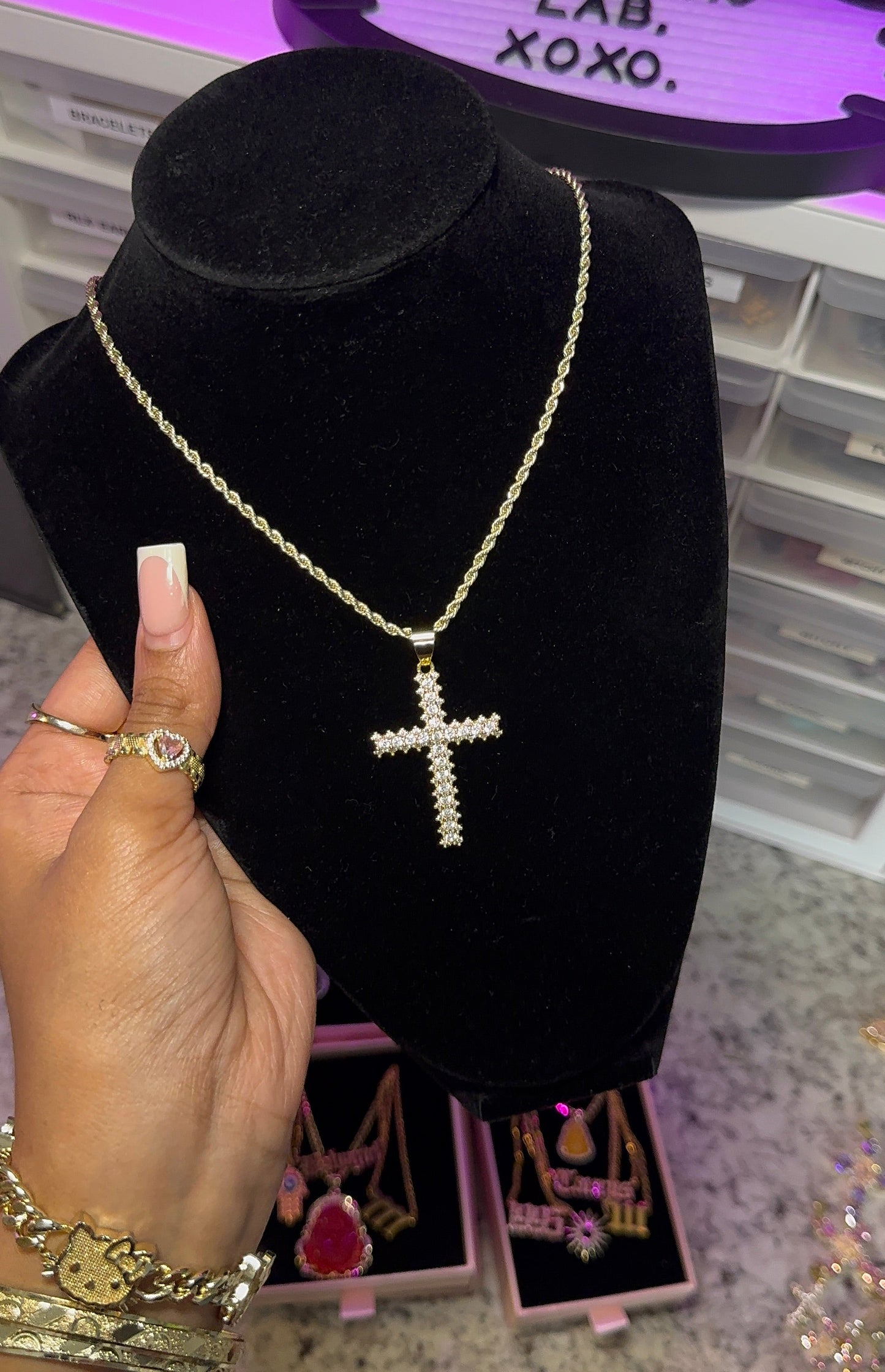 Chunky Cross Chain