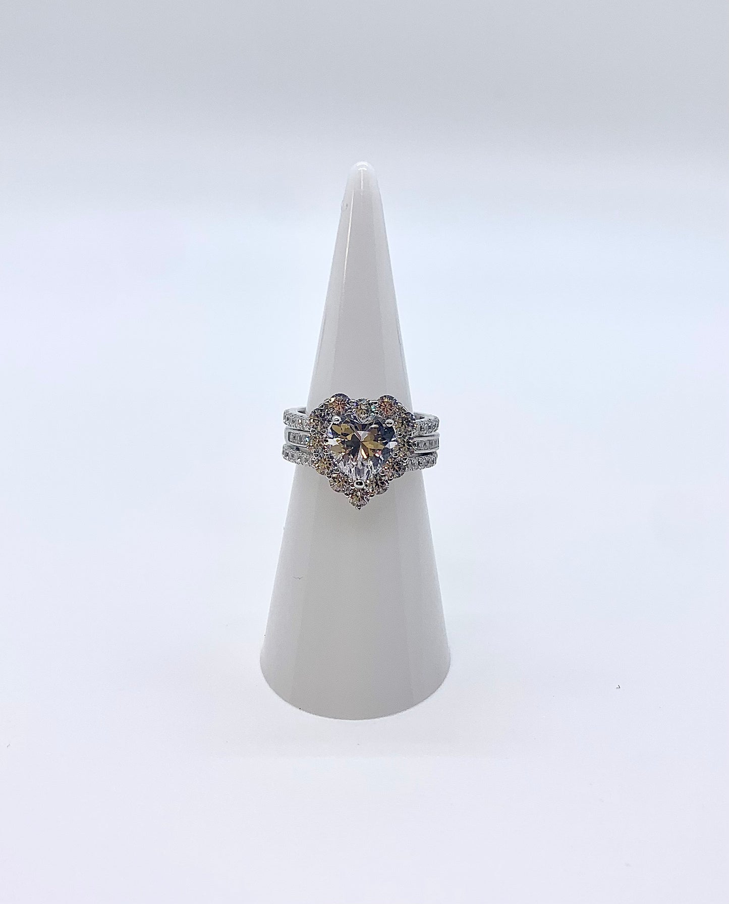 Corazoncito Ring
