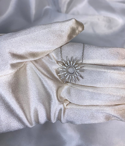 De la Sol Necklace